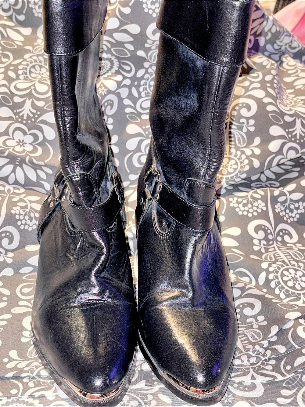 Dingo D1660 Black Leather Heeled Boots US 8M